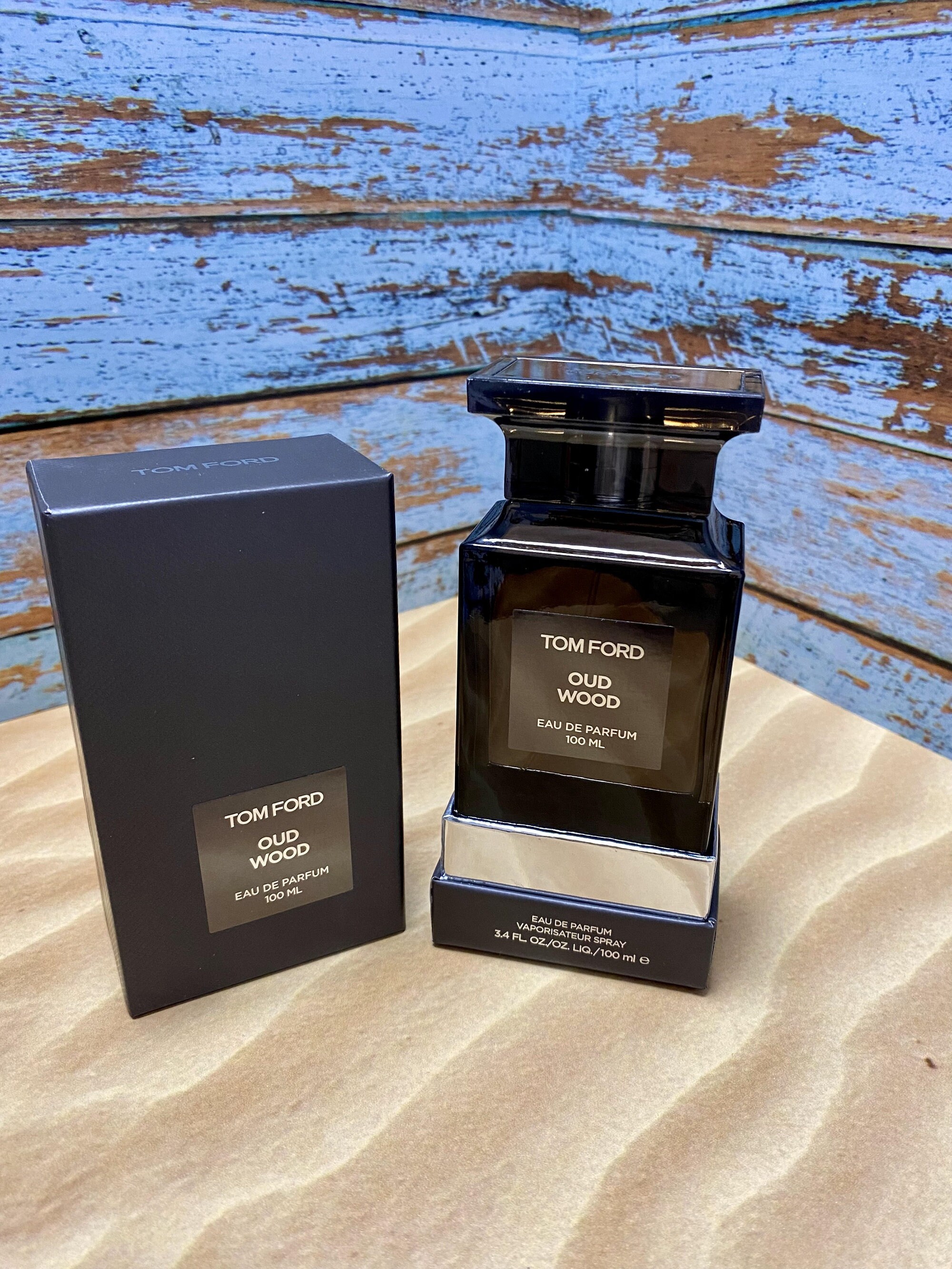 Top 83+ imagen tom ford oud wood beard oil Abzlocal.mx