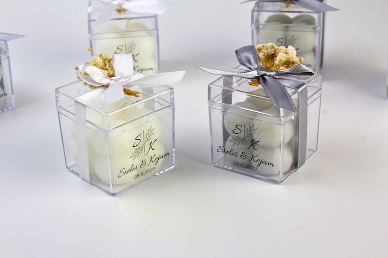 Personalisierte Bubble Candle Hochzeitsbevorzugungen für Gäste in großen Mengen, spezielle Hochzeitskerze, Verlobungs und Hennageschenk, einzigartige Bevorzugungen Bild 2