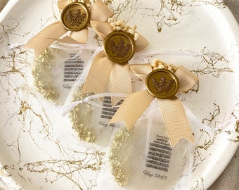 Personalized Epoxy Resin Magnet Favors: Wedding, Engagement, Henna Gift