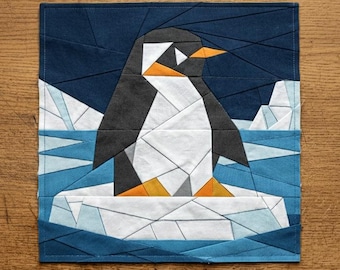 Quilt pattern Penguin on Iceberg, FPP penguin template, Foundation Paper Piecing animal pattern, winter landscape quilt pattern quilting PDF