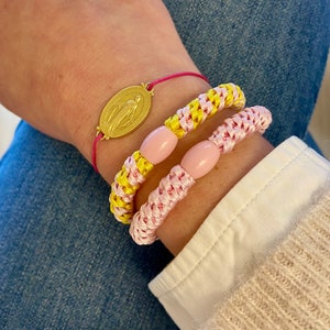 Lot de 3 élastiques à cheveux tressés rose/blanc/jaune, unis et rayés, combinables en bracelet image 1