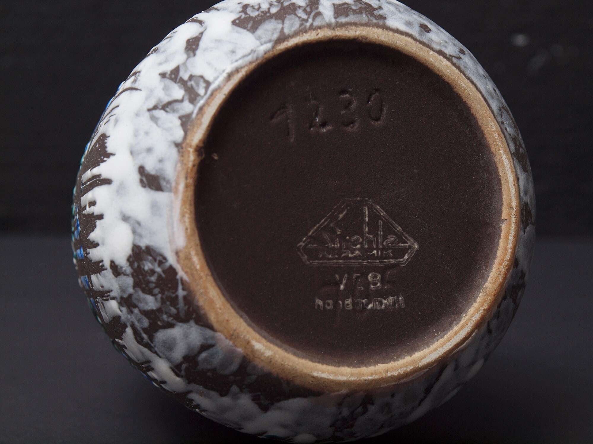 東ドイツ Strehlaの花瓶Fat lavaミッドセンチュリー 406 - メルカリ