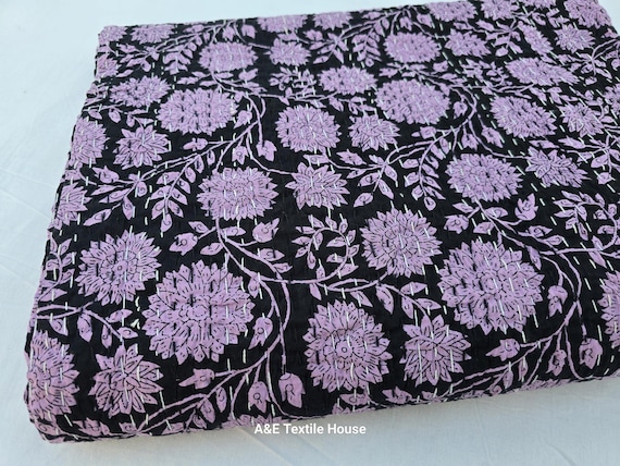 Indian Purple flower Boho Bedding Throw, Indian Print Floral Purple Bedspread Queen Quilt Kantha Queen purple Kantha Quilted Bedding