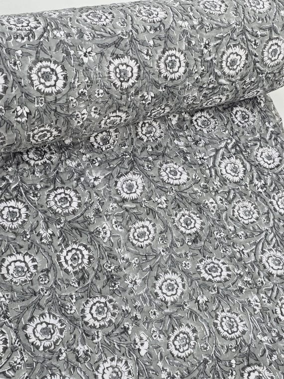 Premium Floral Kantha Quilt Handblock Print floral Kantha Indian Bedding Natural Color Indian inspired Bedding Decor Summer Trends Quilt