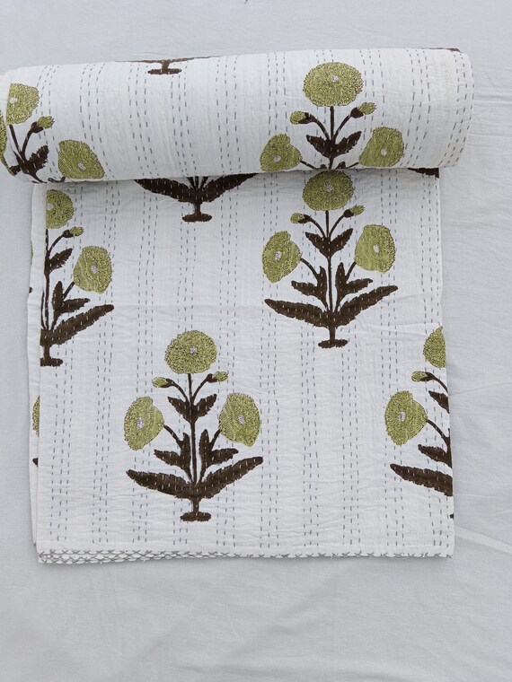 Floral Quilt from india kantha quilt queen yellow  Leaf kantha quilt bedspread queen size quilt Indian kantha throw Kantha Block Printed