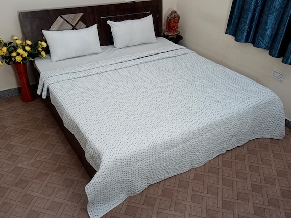 Premium Bed Decor Blankets, Indian Reversible Quilt, Handmade Jaipuri Razai, Soft Cotton Kantha Quilt, Queen Size Bedding Blanket For Home