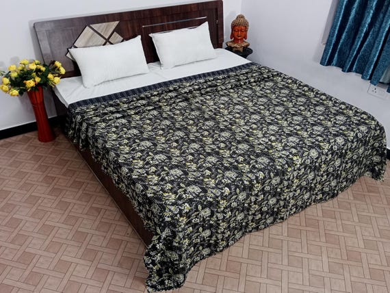 Kantha Quilt Handblock Print floral Kantha Indian Netural Colour Indian inspired Bedding Hand Stitched Rural Quilted Bedspreads
