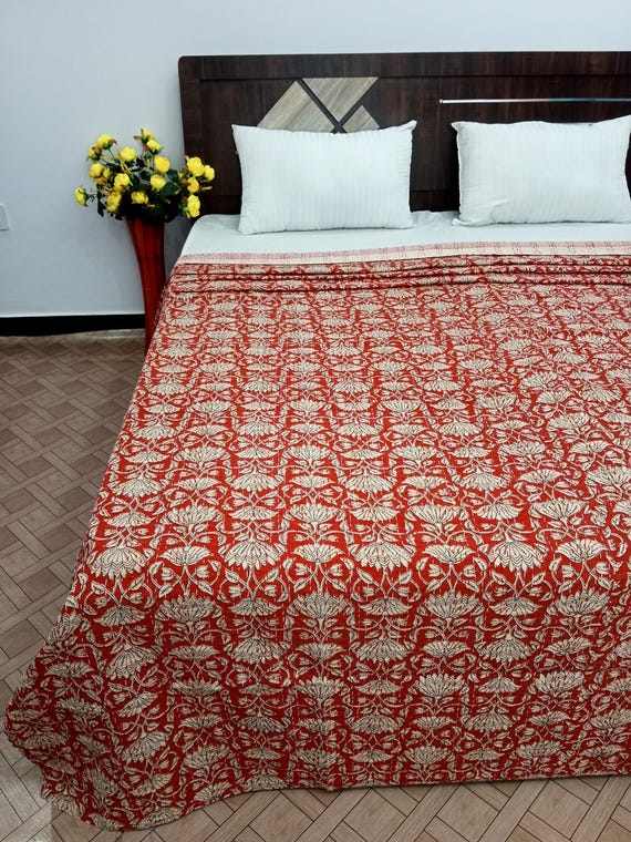 Reversible Floral Kantha Quilt: Hand-Stitched Indian Cotton Blanket