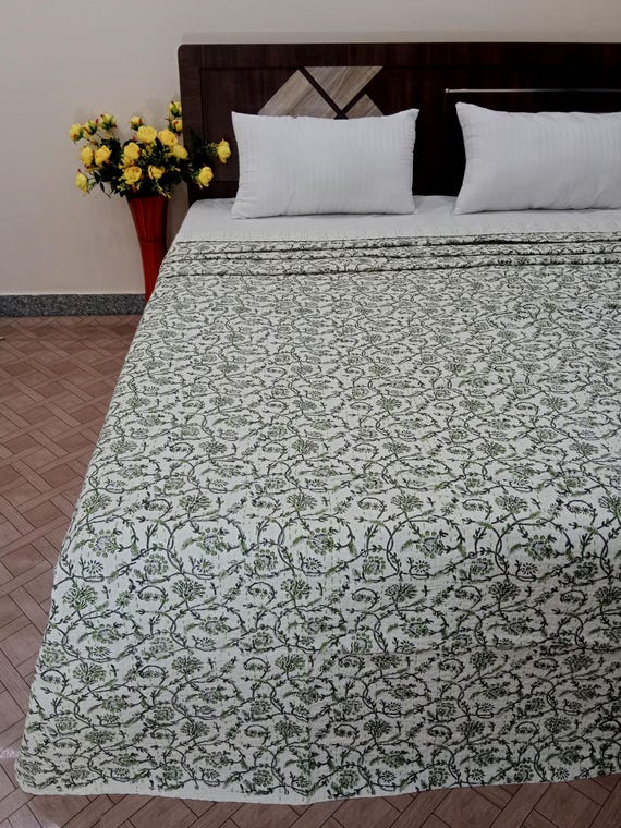 Green floral Kantha Quilt Handblock Print floral Netural Color Green floral Kantha Quilt green cotton quilts queen size green