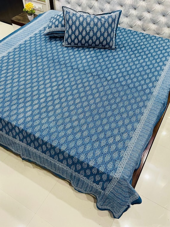 Kantha Quilt Bedding Bedspread Queen size king Size Quilt With Two 18x28 inches Pillows cover Free Hand Stitched Unique Design Kantha