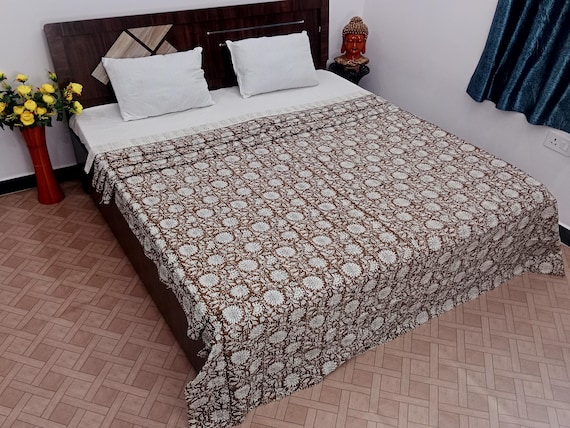 Brown Handblock Kantha Quilt Bedding Hand Block Print Floral Blanket Indian Natural Color, Hand-Stitched Rural Kantha Bedding quilt