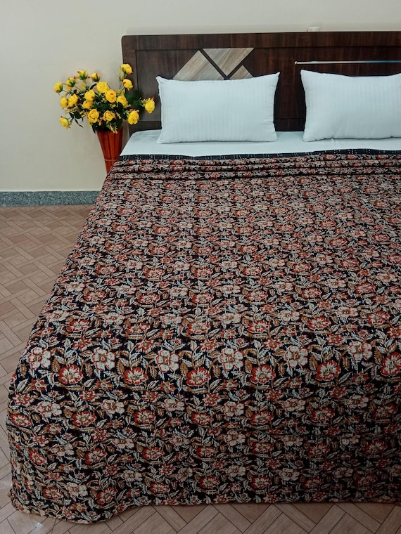 Premium Hand block Print Floral Mini Kantha Quilt, Indian Inspired Boho Bedding Throw, Hand-Stitched Rural Work, Neutral Color Indian Quilt