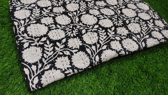 White Floral Kantha Quilt: Handblock Print Indian Bedding