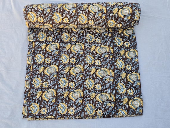 Handmade Burgundy Kantha Quilt, Floral Indian Cotton Bedding, Two-Layer Hand-Stitched Throw Blanket, Vintage Block Print Bed Cover