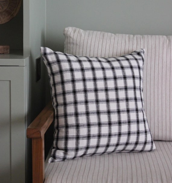 Antrang Linen Cushion 1 Pieces 18x18 inches Handblock print Floral Cushion Covers Linen Fabric 18x18 Inches Handblock print Natural Colour