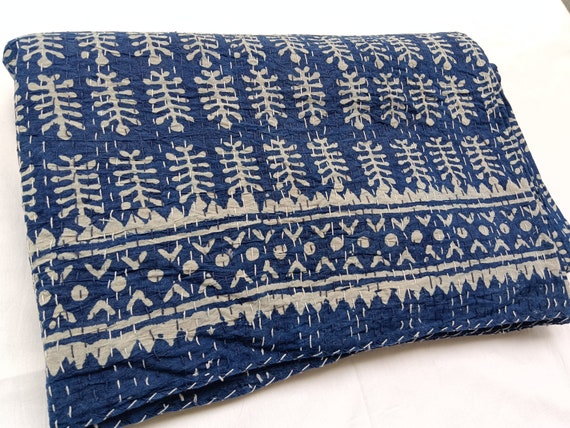 Premium Indigo Blue white Kantha Quilt Indian Hand Block Print Bedding Bedspread Queen Size cotton quilts navy in king size, Christmas Gift