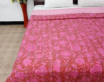 Edredón Kantha cosido a mano, manta de algodón con estampado floral, edredón indio de estilo vintage, cubrecama con estampado de bloques, manta Kantha de algodón para la cama.