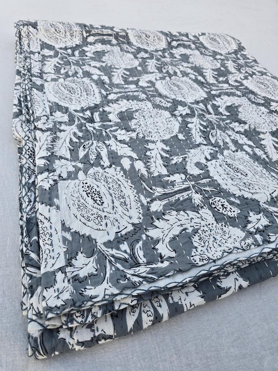 Floral Kantha Quilt: Handmade Indian Cotton Bedspread, Queen Size