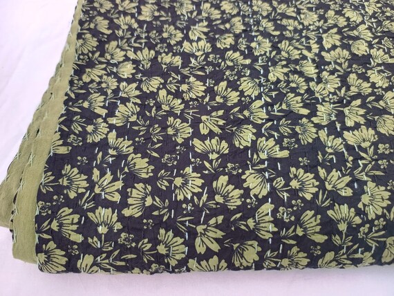 Indian Floral Kantha Quilt: Hand-Stitched Cotton Bedspread