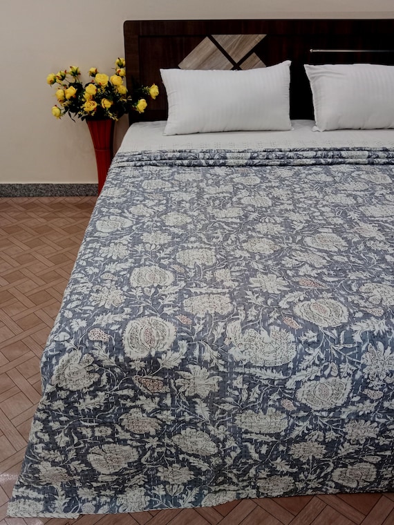Floral Pattern Kantha Quilt Queen | Handmade Indian Bedspread | Quilted Cotton Sofa Cover | Kantha Quilt for Bed or Sofa | handmade
