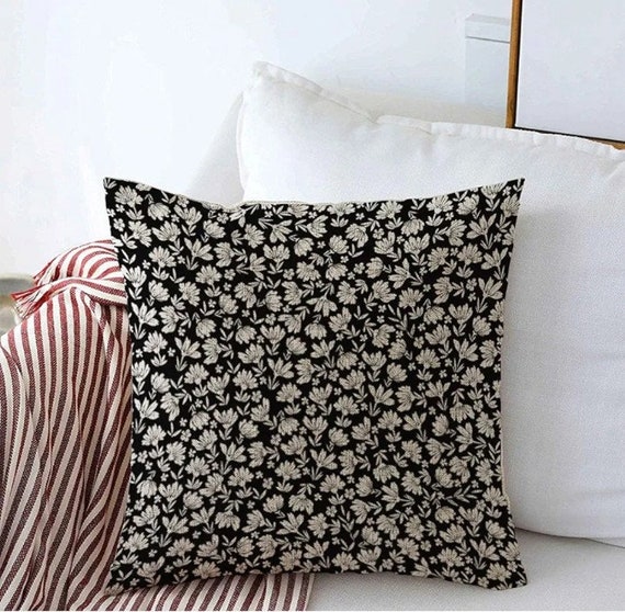 2 Pieces Beautiful  Floral Print cushion Covers  Cotton Fabric 1 pair All Size