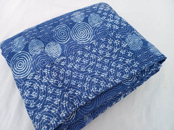 Asian design full size quilt for sale handmade Indian cotton quilts soft jaipur cotton quilts blue Kantha Quilted This is sun lights photos