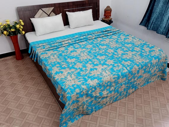 Floral Print Kantha Quilt: Hand-Stitched Indian Cotton Bedding