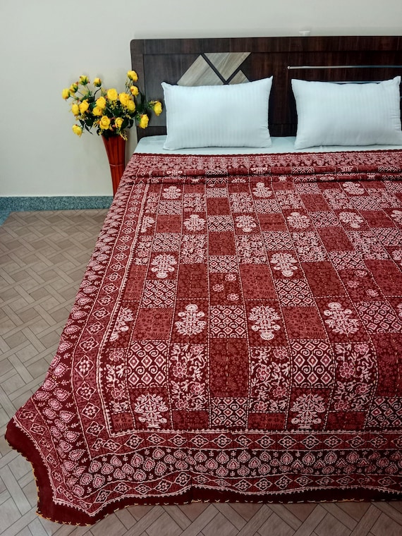 Vintage style vintage design Handblock Print Indian Netural Colour floral print Quilt Hand Stitched Natural vegetable dye cotton kantha