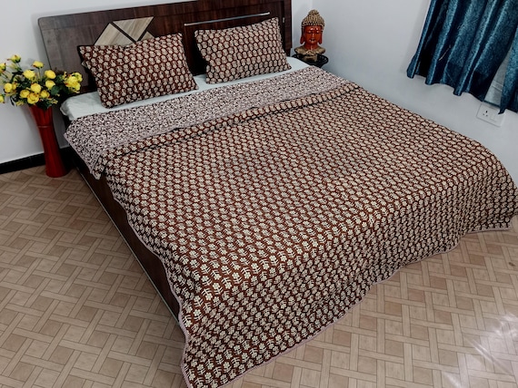 Handmade Reversible Cotton Batting  Kantha Quilt: Jaipuri Floral Blanket