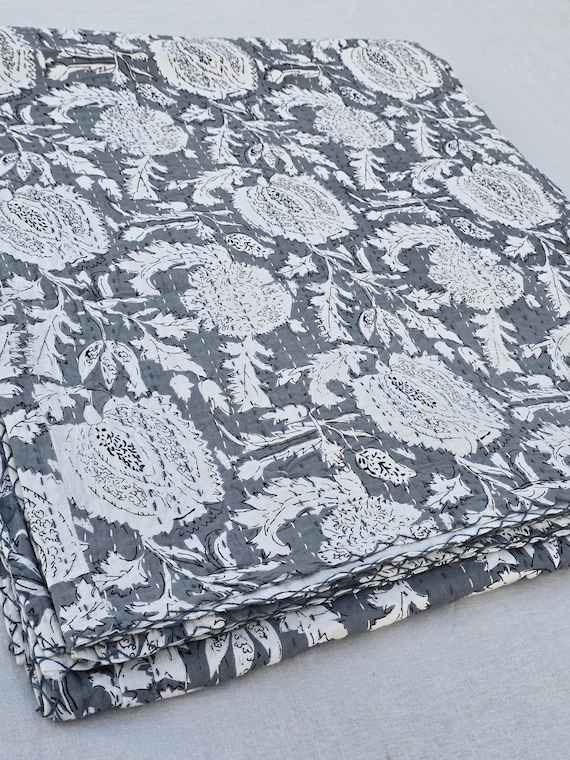 Floral Kantha Quilt: Handmade Indian Cotton Bedspread, Queen Size