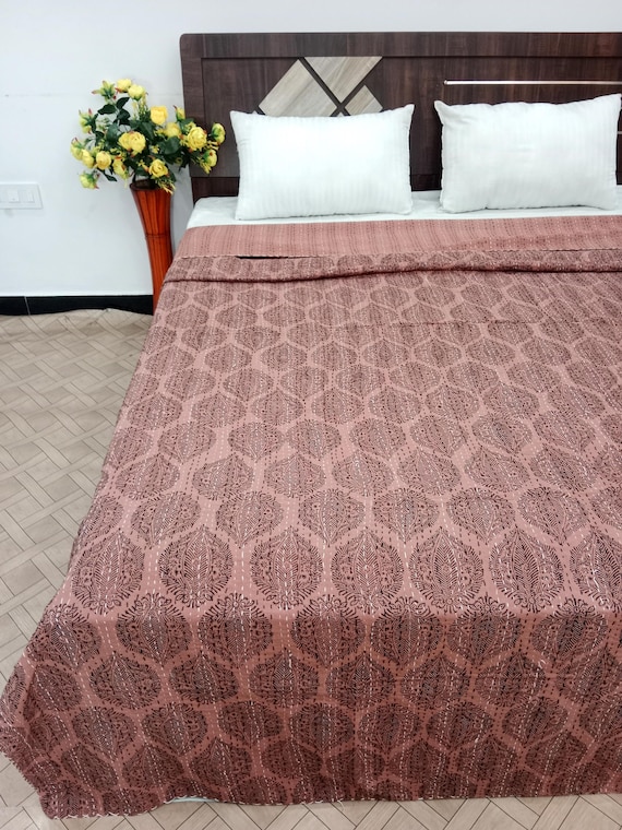 Floral Handmade Kantha Quilt, Vintage Floral Block Print Bedding Vintage Bedding Quilt Gorgeous quilt that has the perfect vintage look