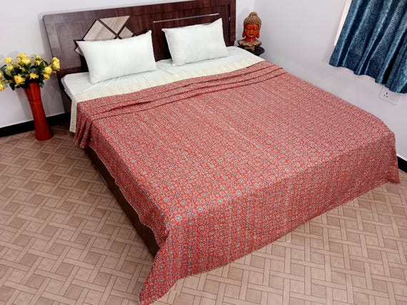 Red Floral Kantha Quilt Handblock Print floral Kantha Indian Bedding Neutral Color Indian inspired floral quilt kantha quilt full size Red