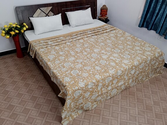 Kantha Quilt Handblock Print floral Kantha Indian Netural Colour Indian inspired Bedding Hand Stitched Rural Quilted Bedspreads
