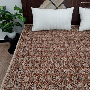 Colcha Kantha floral cosida a mano: Colcha de algodón con estampado de bloques indio