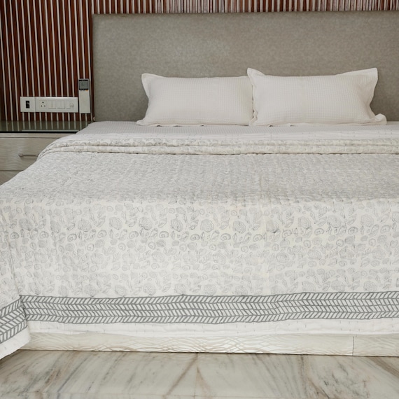 Batting Cotton Quilt Blankets Indian Reversible Quilt Handmade Jaipuri Razai Soft Cotton Filled Kantha Quilt Jaipuri Queen Size Quilt