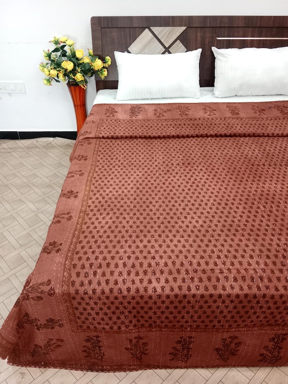 Floral Handmade Kantha Vintage Floral Block Print Bedding Vintage Bedding Quilt Gorgeous quilt that has the Perfect Vintage Look