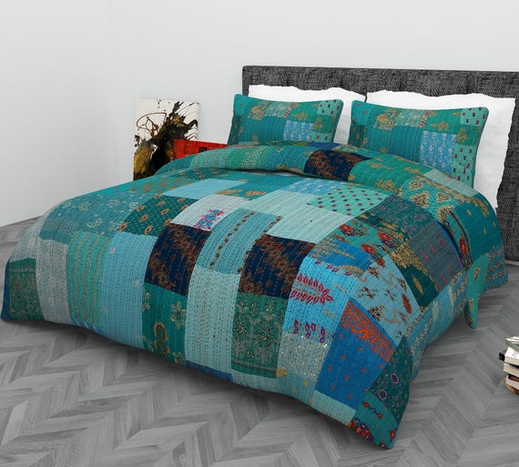 Indian Silk Patola Patchwork Kantha Quilt: Handmade Vintage Style