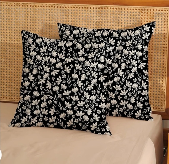 2 Pieces Beautiful  Floral Print cushion Covers  Linen Fabric 1 pair 20x20 Inches