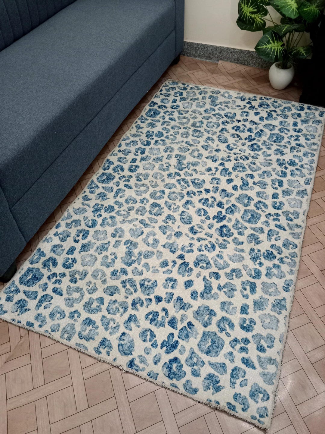 Abstract Cotton Area Rug: Vintage Design, Slip-resistant (40x70 Inches ...