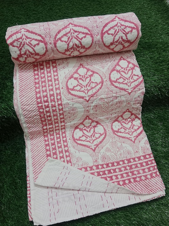 Indian Cotton Bedspread Pink Floral Kantha Quilt: Hand-stitched