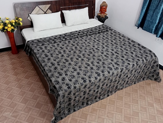 Luxury Floral Kantha Quilt, Hand Block Print Black Floral Bedding Kantha, Indian Natural Color inspired Boho Bedding Throw Bedding
