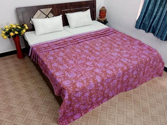 Premium Handcrafted Kantha Quilt, Vintage Style, Natural Vegetable Dye, Eco-Friendly Bedding, Unique Traditional Indian Quilt for Bedroom