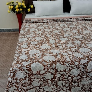 Indian Kantha Quilt Kantha Quilt Handblock Print Indian Netural Colour floral print Quilt Hand Stitched Natural vegetable dye Handmade quilt