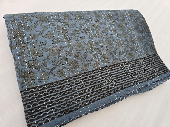 Floral Handmade Kantha Quilt, Vintage Floral Block Print Bedding Vintage Bedding Quilt Gorgeous quilt that has the Perfect Vintage Look