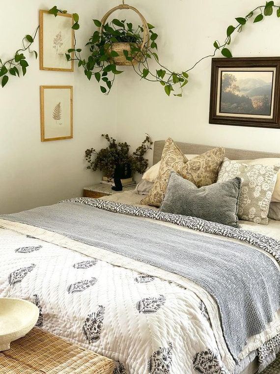 Premium Bed Decor Blankets Indian Reversible Quilt, Handmade Jaipuri Razai, Soft Cotton Kantha Quilt, Queen Size Bedding Blanket For Home