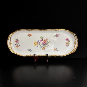 Vintage 1980s Rosenthal Continental Porzellan Porcelain Sandwich Tray, Floral Motif, Detailed Gold Trim with Scalloped Edge, Germany GDR