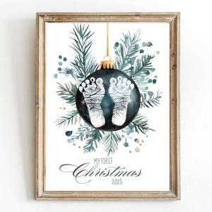 Baby&#39;s First Christmas Footprint Art: Keepsake Craft (Digital Download)