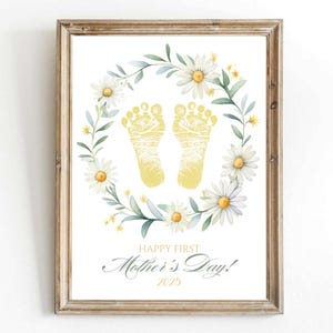 Carte-cadeau imprimable pour la fête des mères, activité manuelle d'empreinte de pas de main de bébé, premier cadeau de fête des mères pour maman ou grand-mère d'enfants
