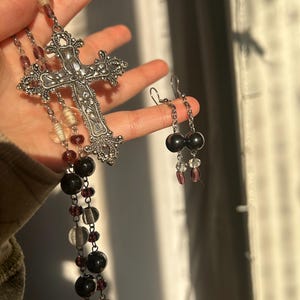Deep purple floral cross beaded necklace set with earrings included!
