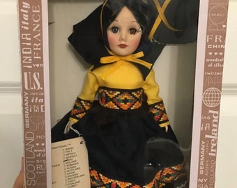 Vintage 1984 Effanbee International Peru Doll- RARE